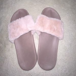 NWOT Fuzzy slides